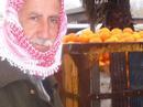 img2_travelblog_org_Photos_33213_139256_f_981484-Fruit-Vendor--Hebron-0.jpg